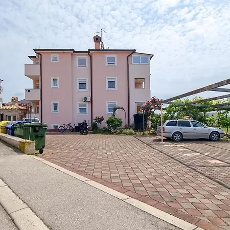 Apartment Neva Novigrad (Istria)