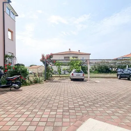 Neva Apartment
