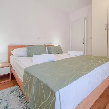 Neva Apartment