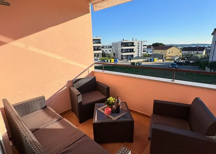 Neva Novigrad Istria